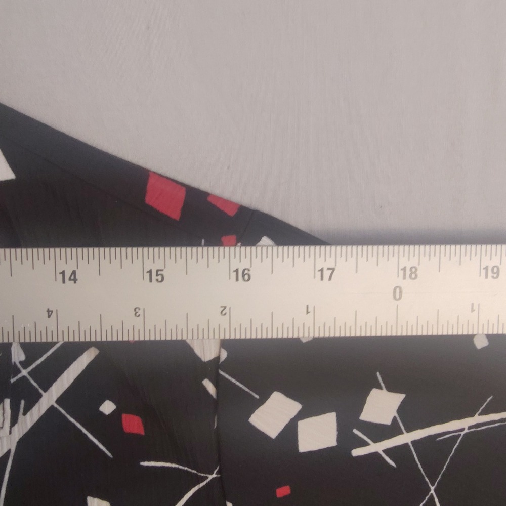 White Stag Womens 1X 16W Black Geometric Abstract Print Layered Blouse Tank Top - Picture 8 of 10